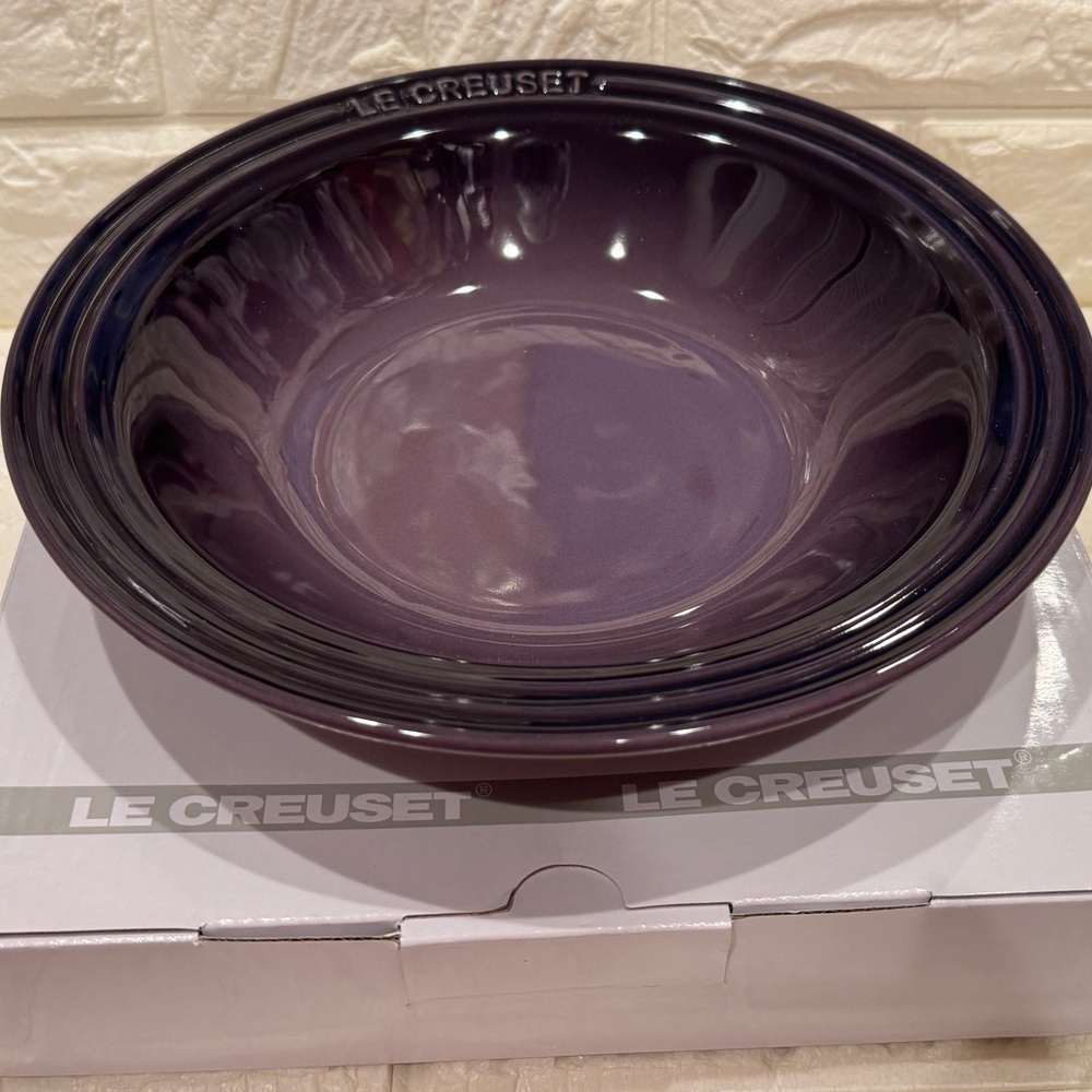 Le Creuset Rimmed Pasta Bowl - 25cm